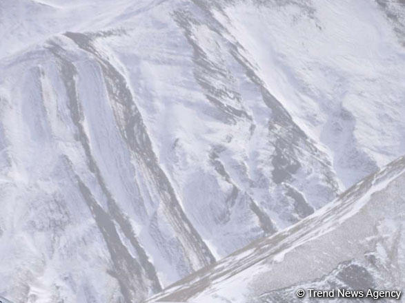 В трех районах Азербайджана за минувшеи сутки выпало более 20 см снега