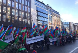 Avropadakı azərbaycanlılar Brüsseldə aksiya keçirib (FOTO)