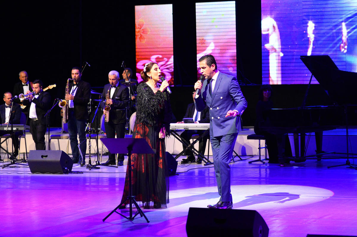 Heydər Əliyev Sarayında ulduzların dueti baş tutub (FOTO)