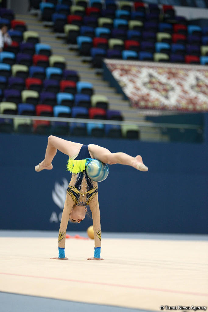 4 gimnastika növü üzrə Azərbaycan çempionatı və Bakı birinciliyinin üçüncü günü start götürüb (FOTO)