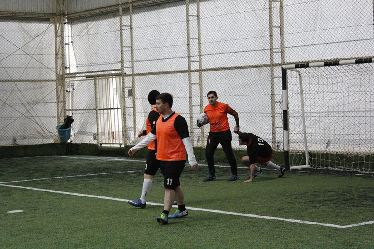 Первый день раунда play-off AZFAR Business League по мини-футболу (ФОТО)