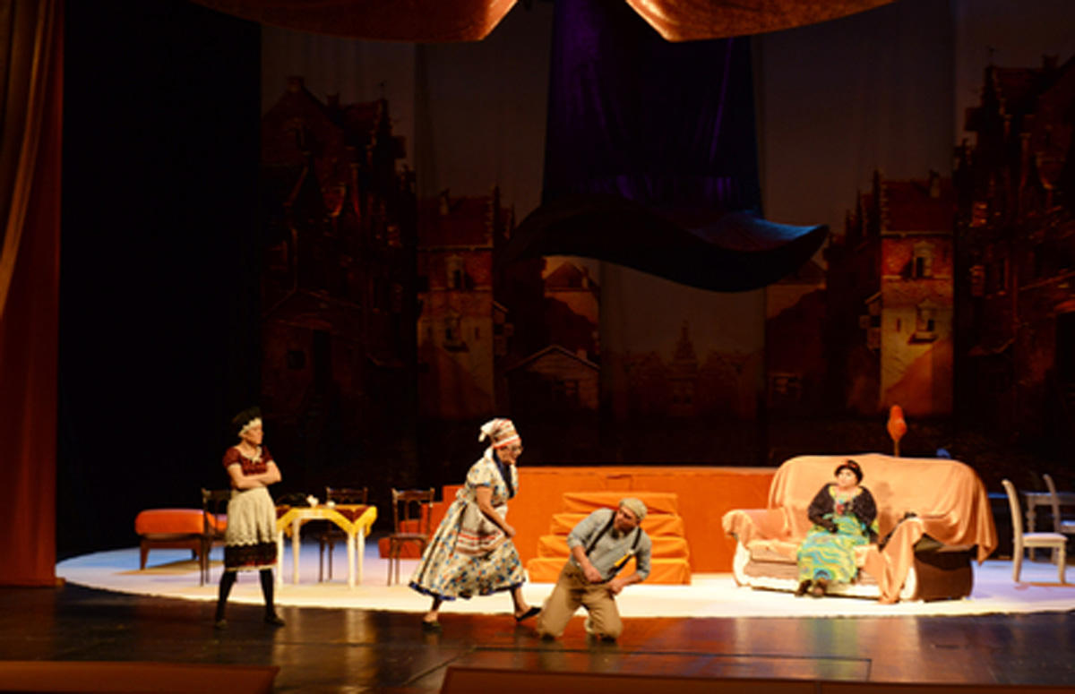 "Nazirin xanımı" tamaşası Akademik Milli Dram Teatrın səhnəsində (FOTO)
