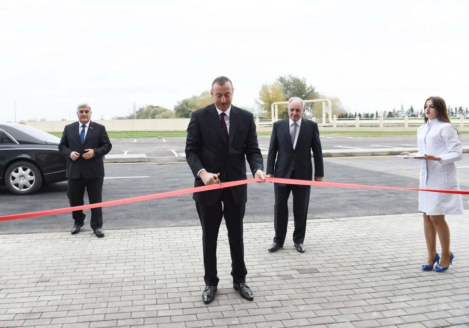 Prezident İlham Əliyev Sabirabad Rayon Mərkəzi Xəstəxanasının açılışında iştirak edib (FOTO)