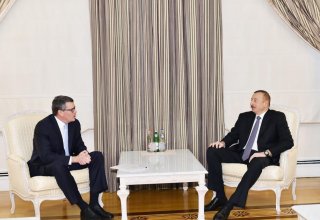President Aliyev receives delegation of CISCO (PHOTO)