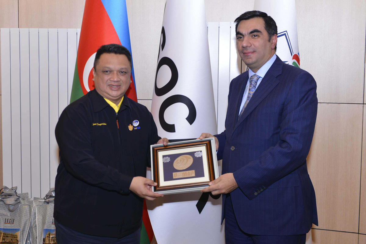 Crown Prince of Perils - honorable guest of Baku Higher Oil School (PHOTO)