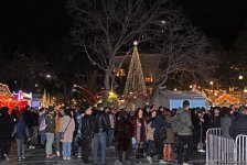 В Баку открылась традиционная благотворительная ярмарка "Холодные руки, горячее сердце" (ФОТО)