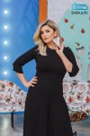 Азербайджанская телеведущая предложила учредить веселый праздник "шяп-шюп" (ФОТО) - Gallery Thumbnail