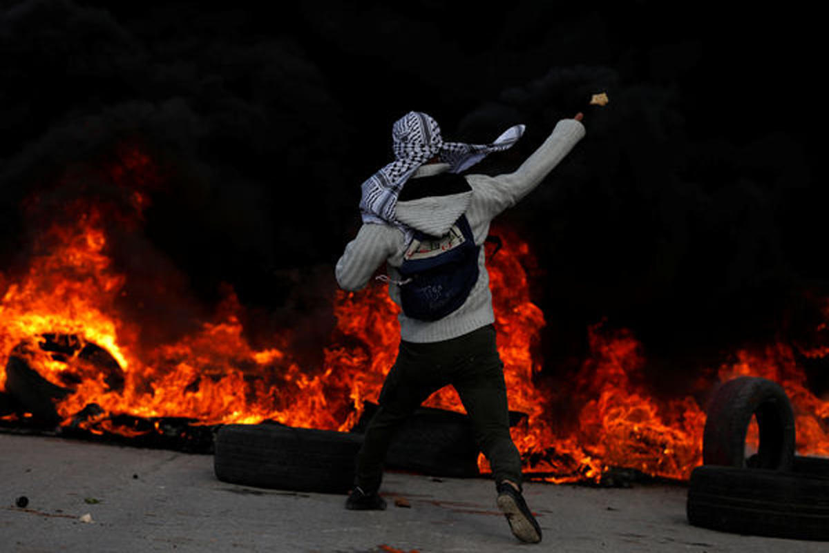 Vəziyyət gərginləşir: İsrail polisi ilə fələstinlilər arasında qarşıdurma (FOTO)