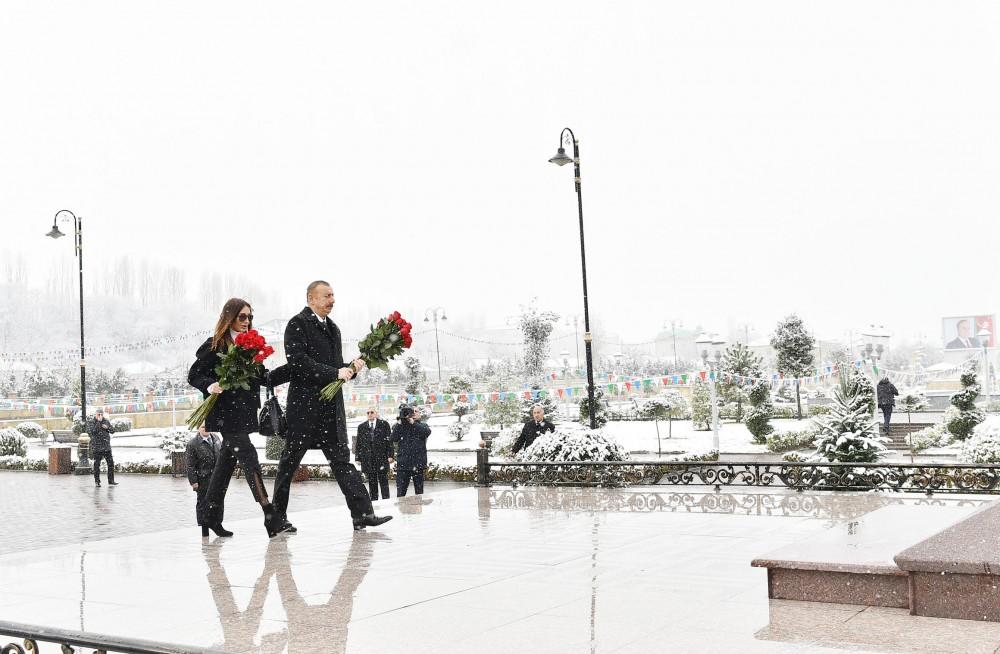 President Ilham Aliyev, First Lady Mehriban Aliyeva arrive in Guba district (PHOTO)