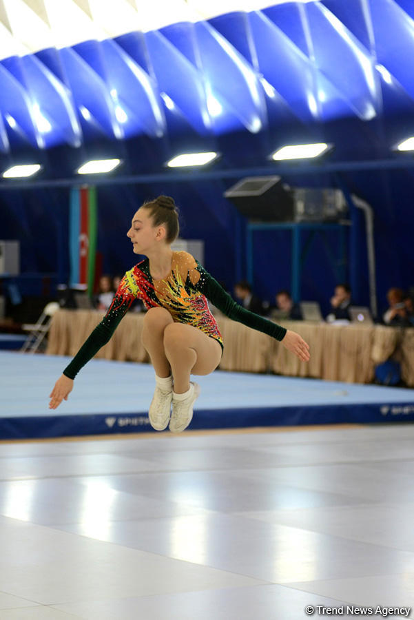 Gimnastikanın üç növü üzrə Azərbaycan birinciliyi və Bakı çempionatı başa çatıb (FOTO)
