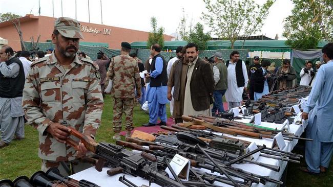 Over 300 militants surrender in southwestern Pakistan: Officials
