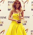 Ройе Айхан в Стамбуле вручен турецкий "Оскар" (ВИДЕО, ФОТО)