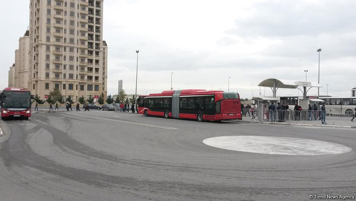 Bakıya 20 ədəd "qarmoşkalı" avtobus gətiriləcək (ÖZƏL)