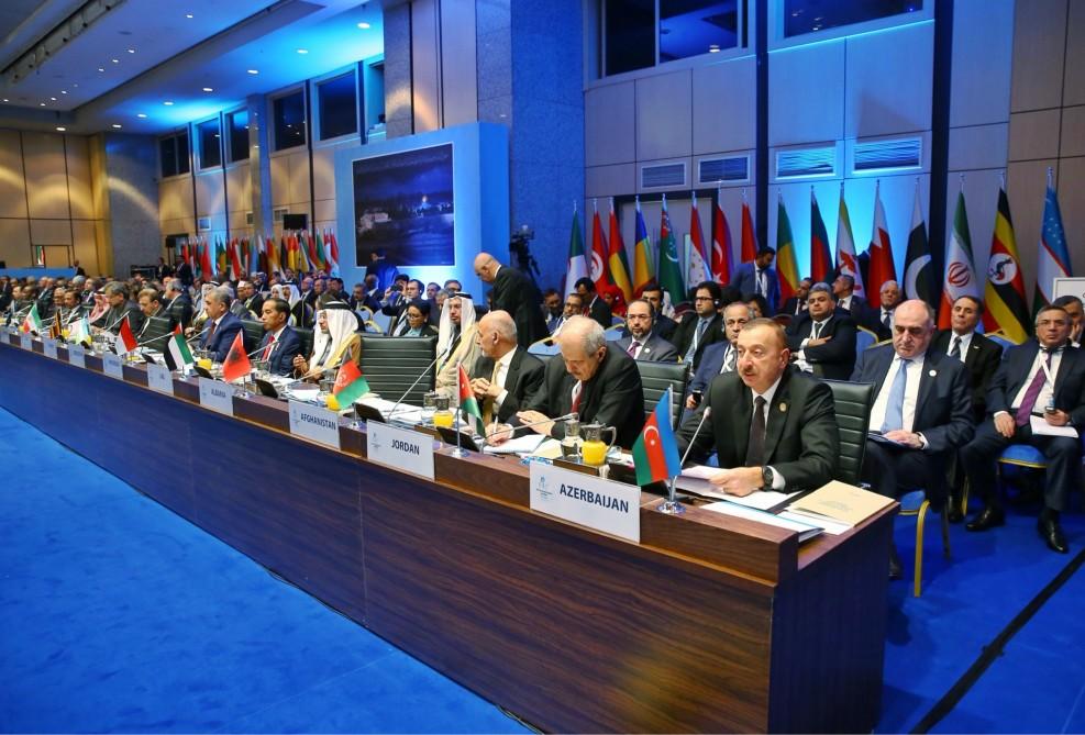 Ilham Aliyev taking part in OIC emergency summit on Jerusalem (PHOTO)
