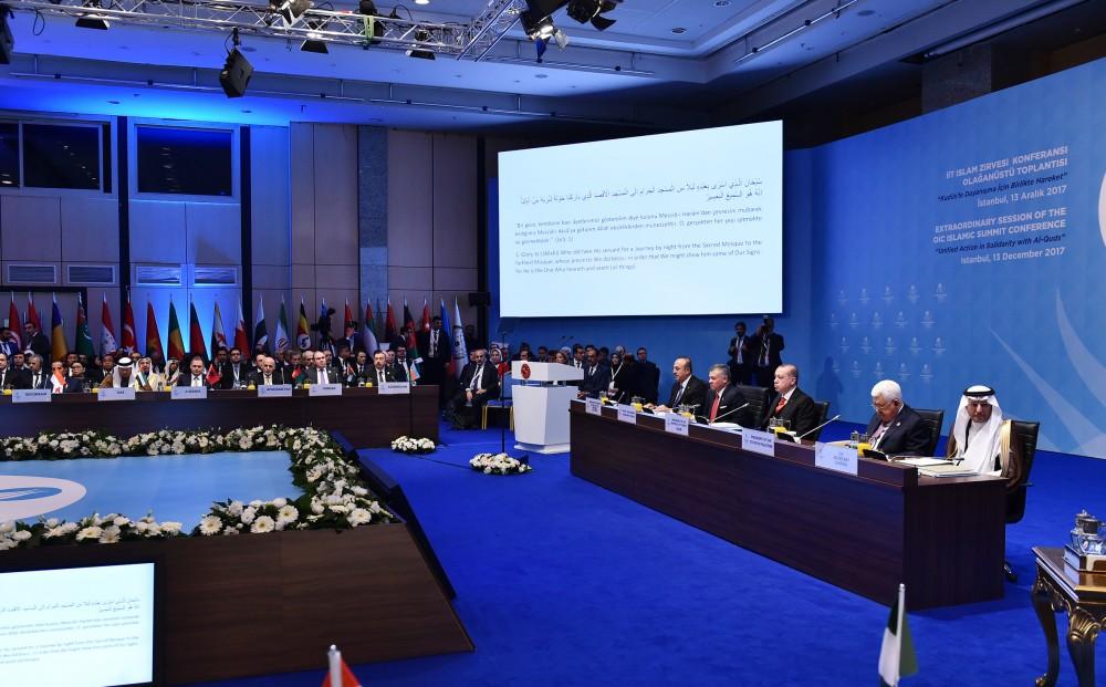 Ilham Aliyev taking part in OIC emergency summit on Jerusalem (PHOTO)