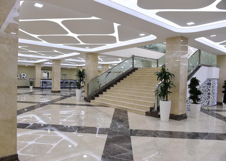 Президент Ильхам Алиев ознакомился с условиями, созданными после капремонта во Дворце культуры “Кимьячи” в Сумгайыте (ФОТО)