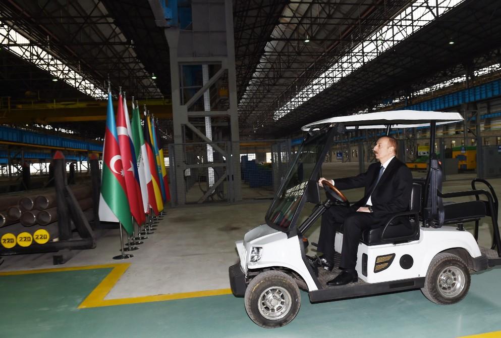 Prezident İlham Əliyev Sumqayıt boruyayma zavodunun yenidənqurmadan sonra açılışında iştirak edib (FOTO)