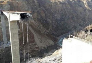 На юго-востоке Турции обрушился мост