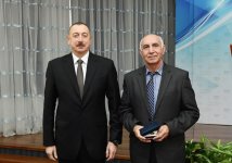 Azerbaijani president, first lady attend event dedicated to sports results of 2017 (PHOTO)