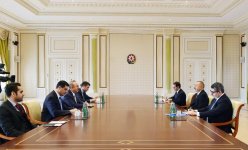 Президент Ильхам Алиев принял главу МИД Турции (ФОТО)