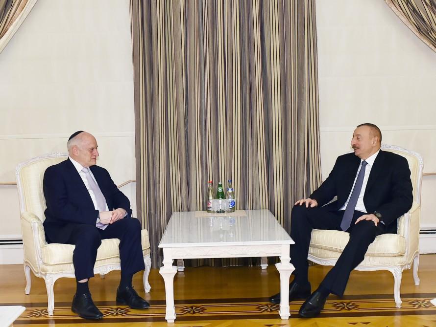 Ilham Aliyev receives Malcolm Hoenlein