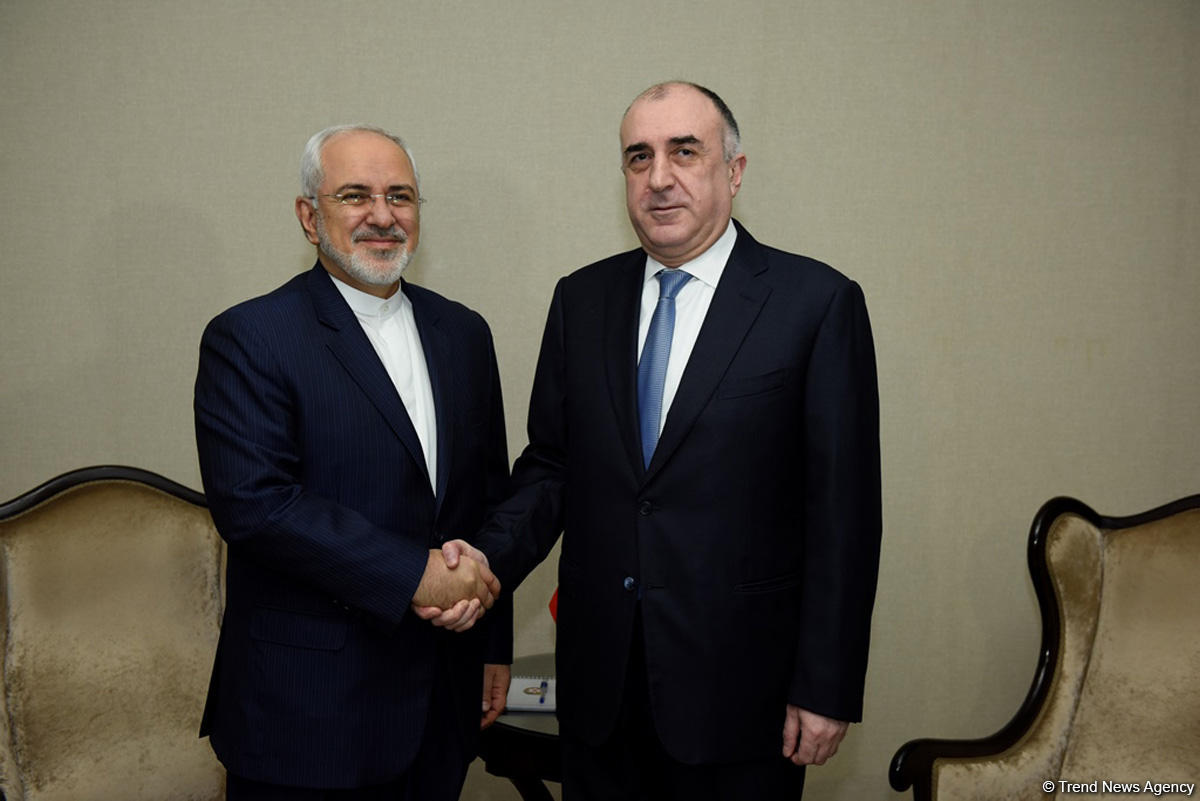 Azerbaijani, Iranian FMs hold bilateral meeting (PHOTO)