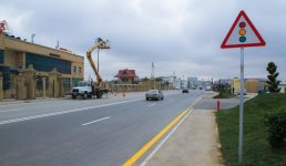 На одном из шоссе Баку установлено 13 автобусных остановок