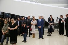 Heydər Əliyev Fondunun vitse-prezidenti Leyla Əliyeva Ömər Eldarovun fərdi sərgisinin açılışında iştirak edib (FOTO)