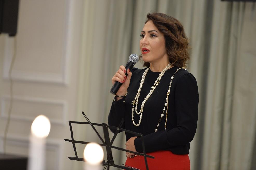 Азербайджанская элита на вечере "Возраст не властен над женщиной" (ФОТО)