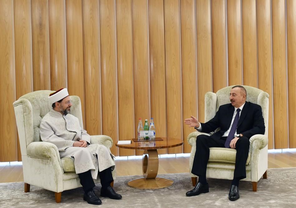 Президент Ильхам Алиев принял председателя Управления по делам религий Турции (ФОТО)