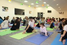 Heydar Aliyev Foundation VP Leyla Aliyeva attends yoga masterclass (PHOTO)