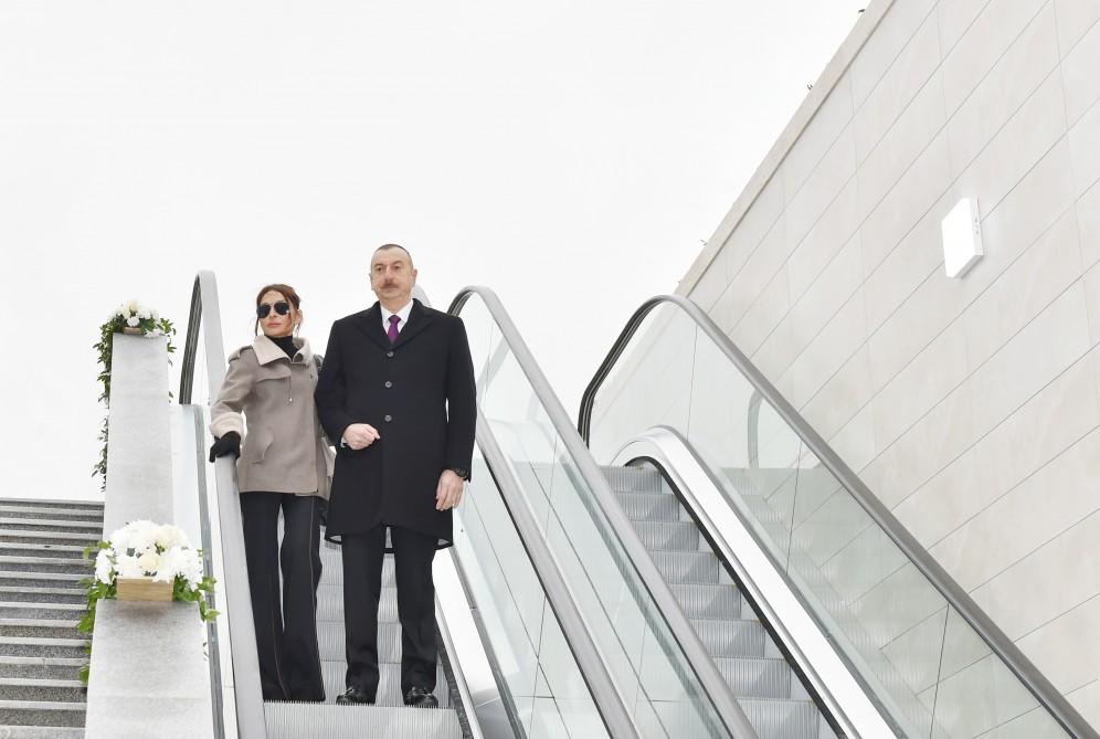 Президент Ильхам Алиев и его супруга ознакомились с работой, проделанной в «Баку Белый город» (ФОТО) (версия 2)