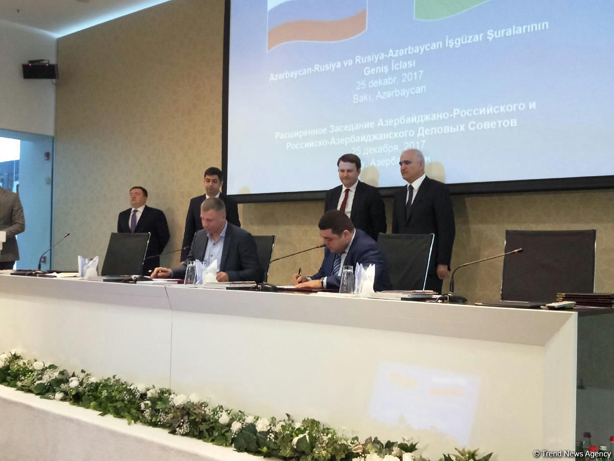 Azerbaijani, Russian companies ink MoUs (PHOTO)