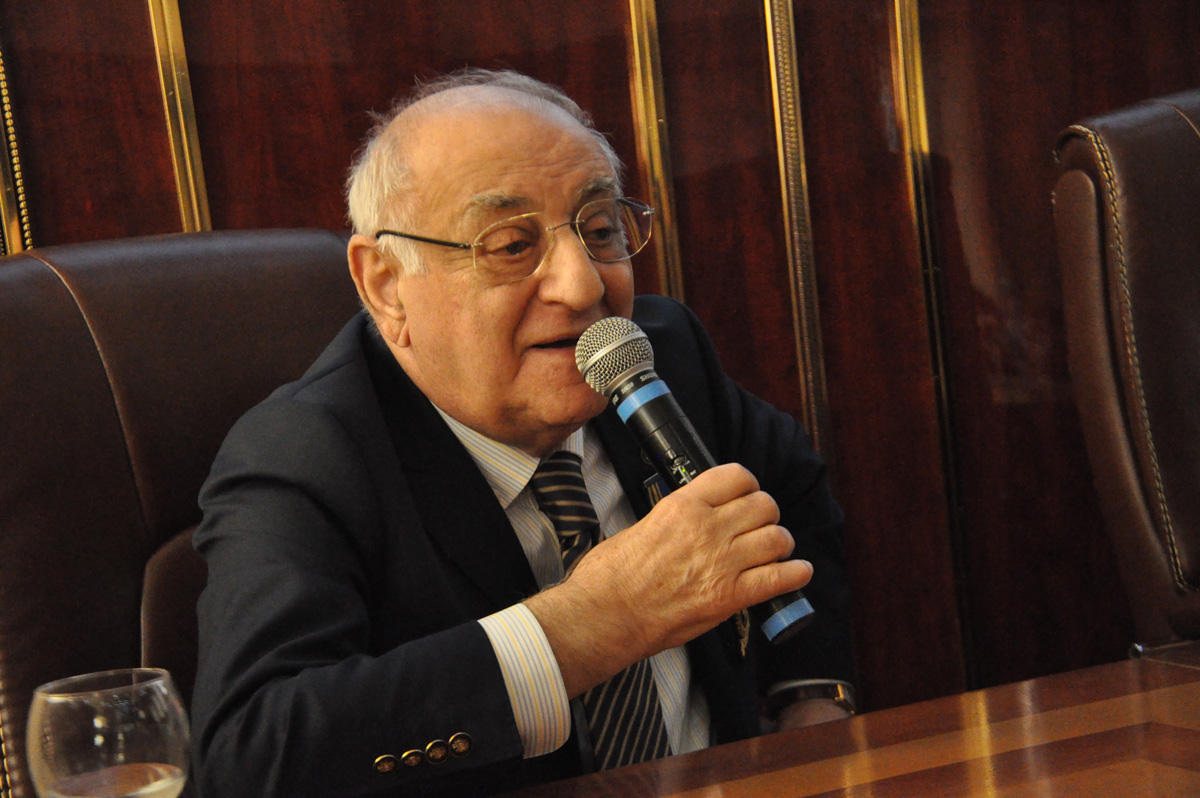 В БГУ прошла конференция, посвященная 110-летнему юбилею академика Гасана Алиева  (ФОТО)
