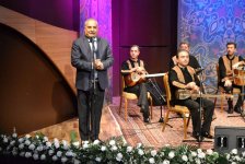 Азербайджанская музыка, совершающая космическое путешествие (ФОТО)