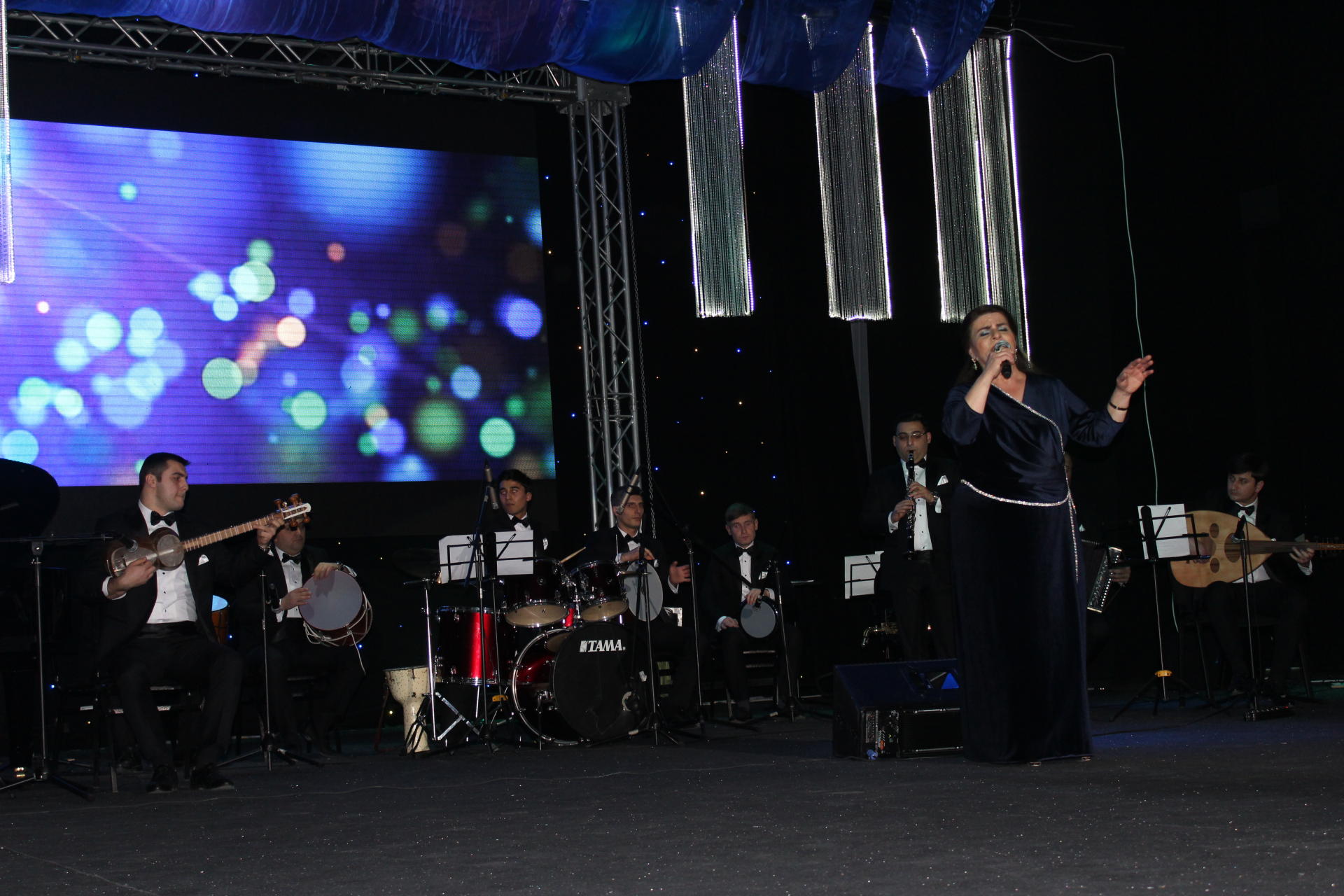 В Баку состоялся концерт, посвященный 30-летию творческой деятельности Фаига Агаева (ФОТО)