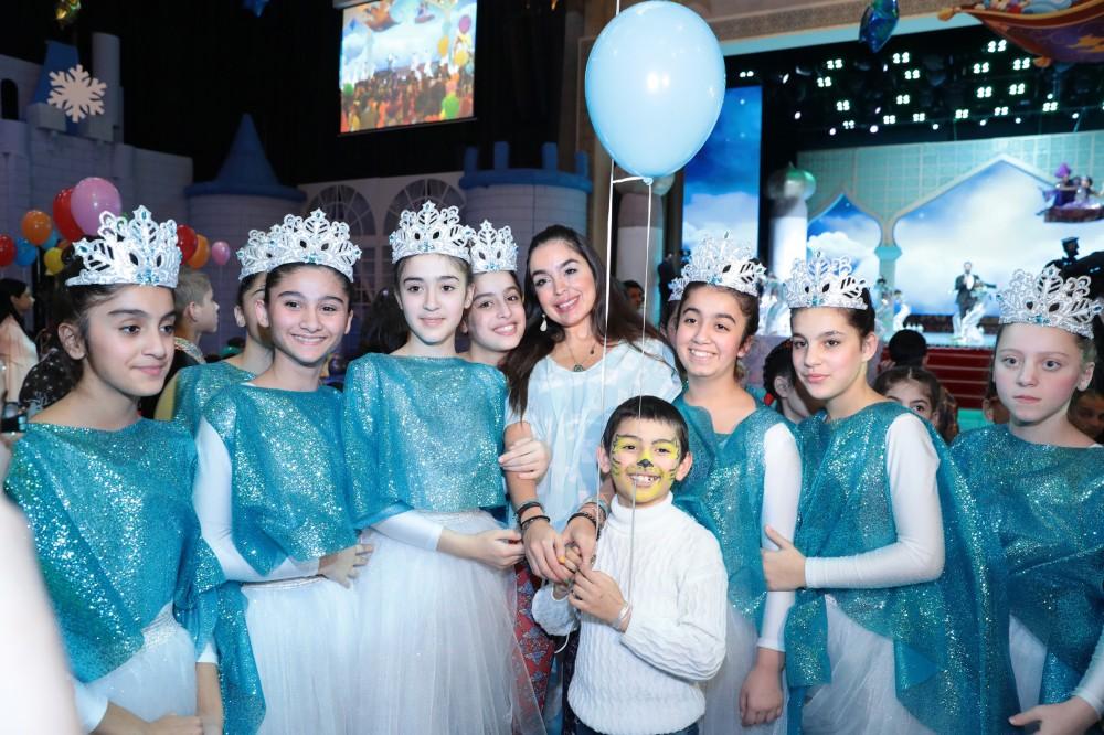 Heydar Aliyev Foundation arranges annual New Year party for children (PHOTO)