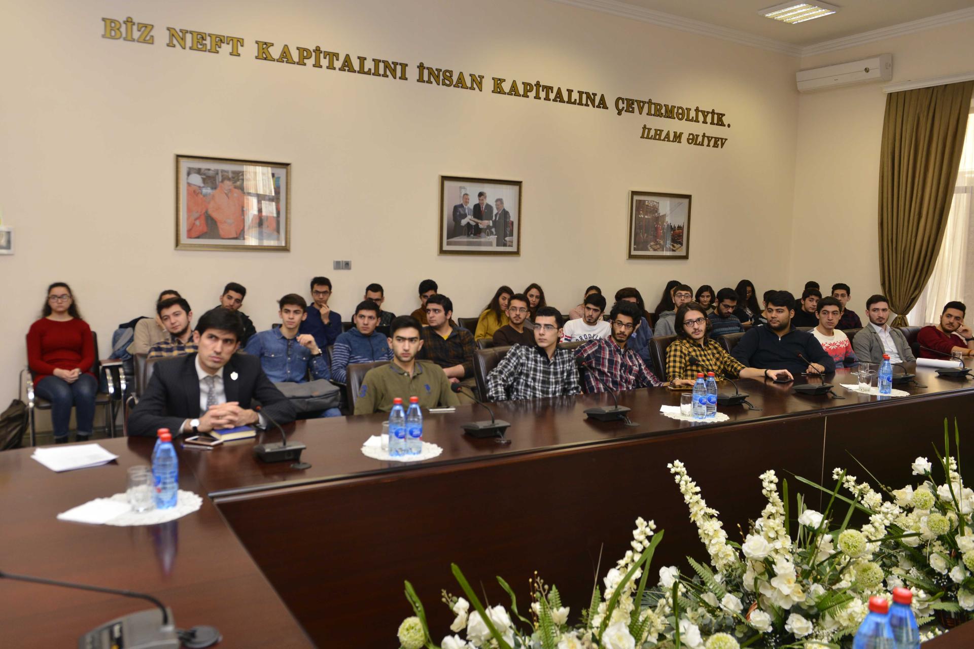 В Бакинской высшей школе нефти прошла презентация конкурса "CanSat Азербайджан 2018" (ФОТО)