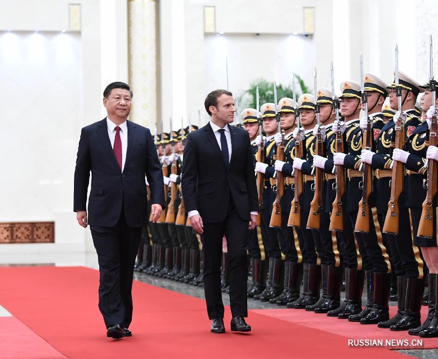 Си Цзиньпин провел переговоры с президентом Франции (ФОТО)