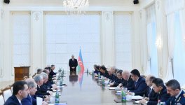 President Aliyev chairs Cabinet meeting on results of socioeconomic development of 2017, future goals (PHOTO)