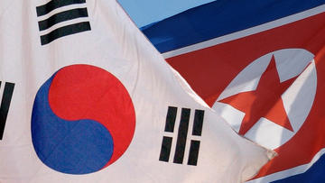 Южная Корея и КНДР начали первую за три года встречу разделенных войной семей