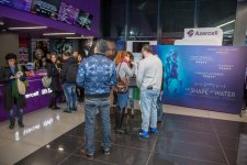 За три дня до мировой премьеры: фильм голливудского сказочника показали в Баку (ФОТО)