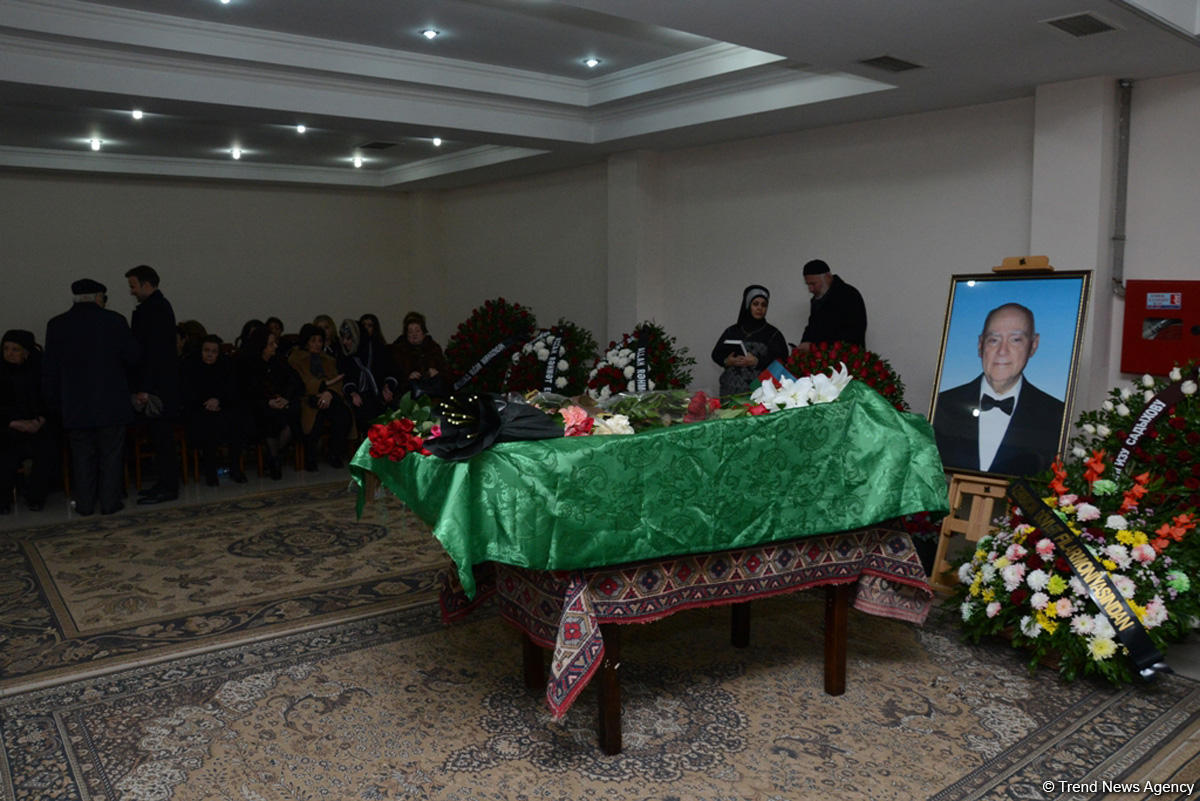 В Баку проходит церемония прощания с выдающимся пианистом Чингизом Садыховым (ФОТО)