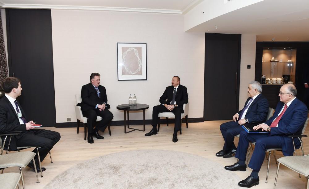 Президент Ильхам Алиев встретился с вице-президентом компании Chevron