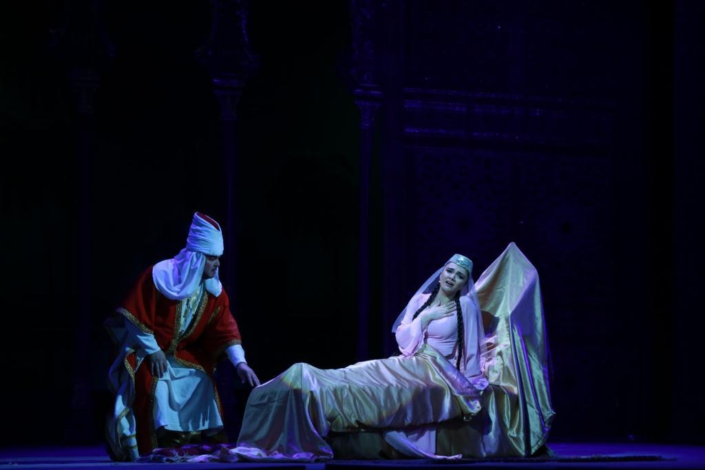Üzeyir Hacıbəylinin "Leyli və Məcnun" operasının növbəti tamaşası keçirilib (FOTO)