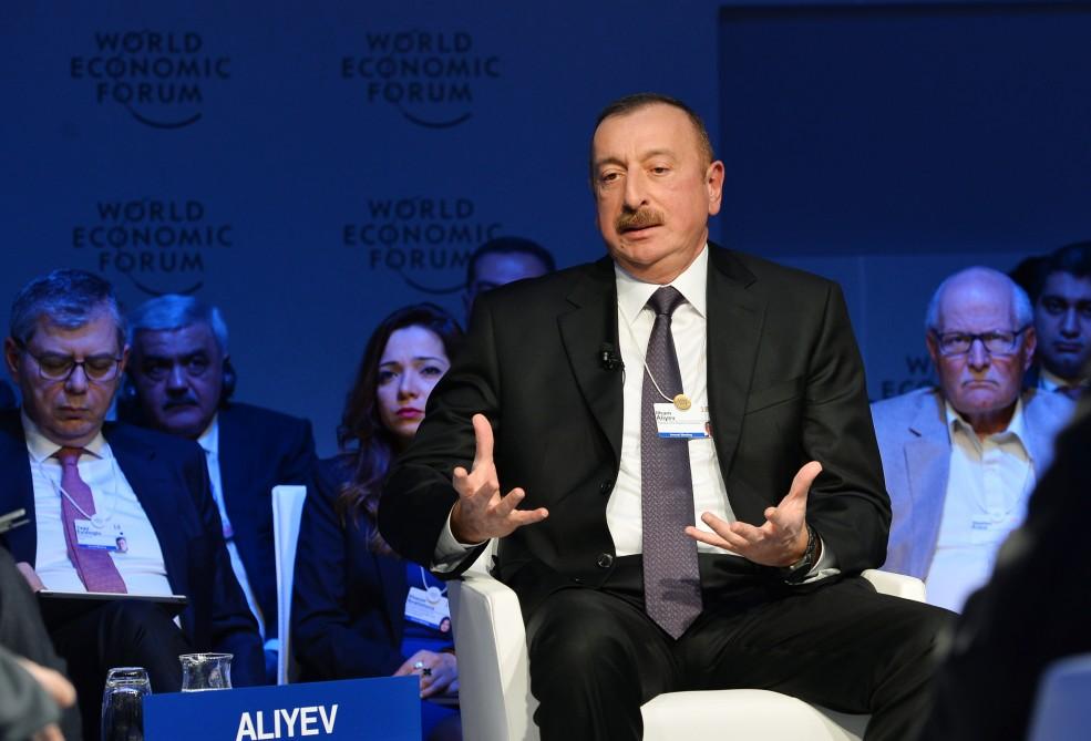 Президент Ильхам Алиев принял участие в интерактивном заседании на тему «Стратегический взгляд: Евразия» в рамках ВЭФ (ФОТО)