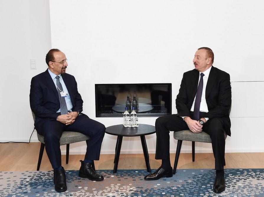 В Давосе состоялась встреча Президента Азербайджана с министром энергетики, промышленности и природных ресурсов Саудовской Аравии