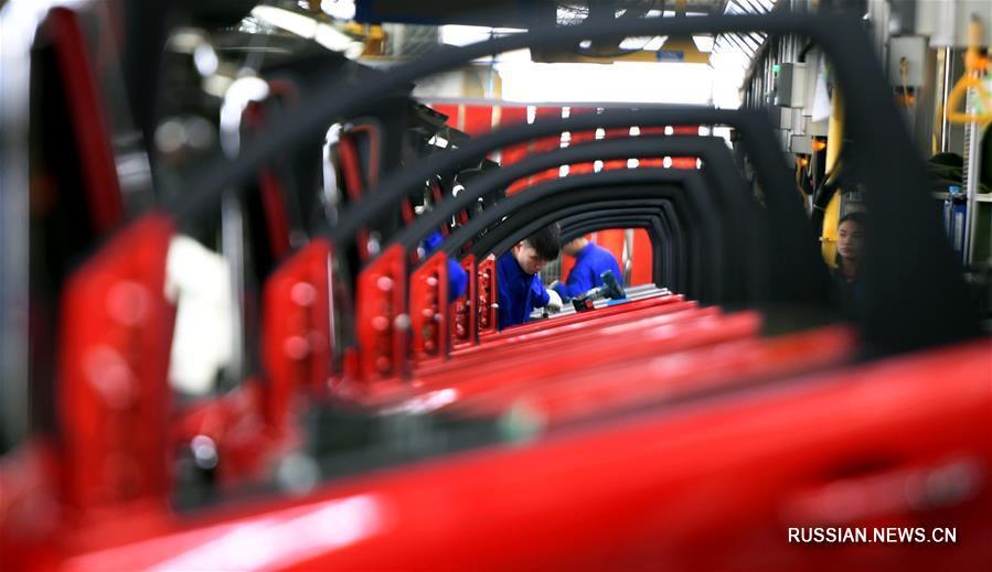 Об объеме выпуска автомобилей на одном из крупных производственных баз Китая (ФОТО)