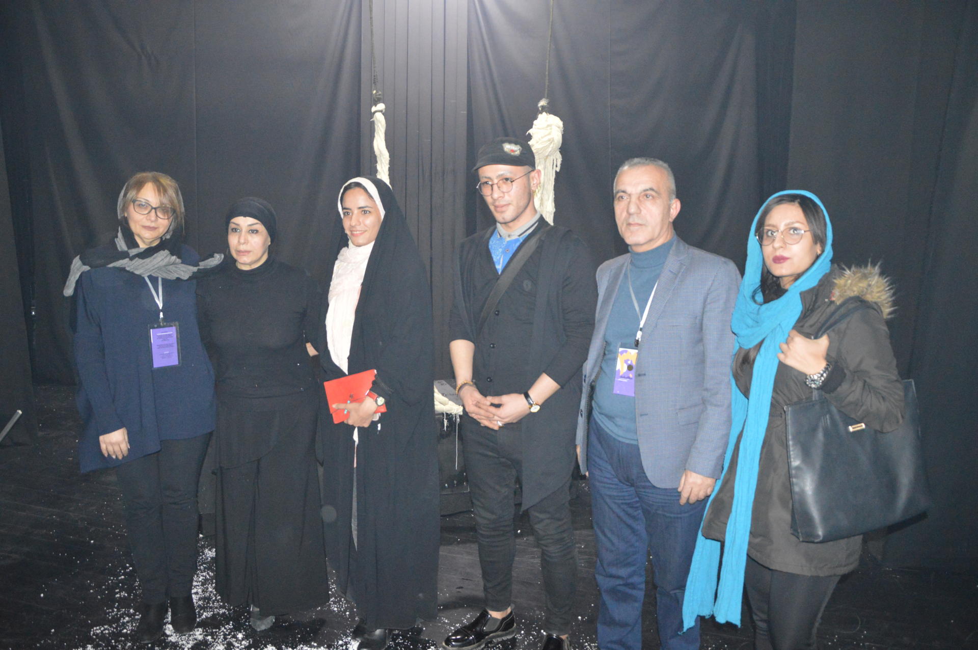 Gənc Tamaşaçılar Teatrı Beynəlxalq Fəcr festivalından qayıdıb (FOTO)