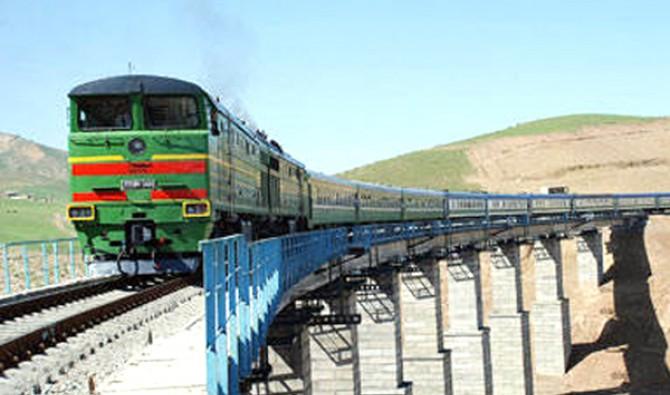 "Узбекские железные дороги" вводят скидки на билеты в города России